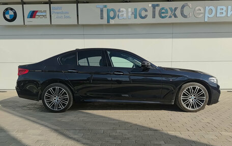 BMW 5 серия, 2018 год, 3 430 000 рублей, 8 фотография