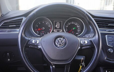 Volkswagen Tiguan II, 2017 год, 2 013 000 рублей, 14 фотография