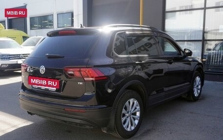 Volkswagen Tiguan II, 2017 год, 2 013 000 рублей, 5 фотография