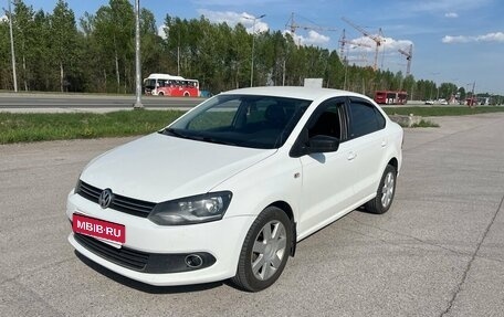 Volkswagen Polo VI (EU Market), 2014 год, 667 000 рублей, 1 фотография
