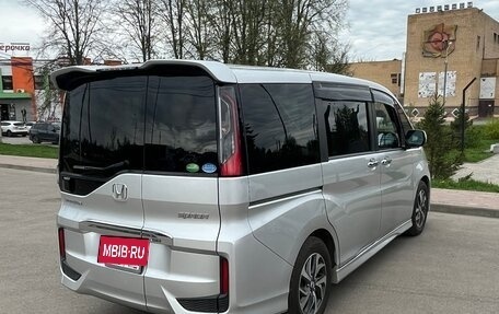 Honda Stepwgn IV, 2016 год, 1 980 000 рублей, 6 фотография