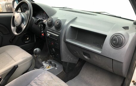 Renault Logan I, 2006 год, 110 000 рублей, 9 фотография