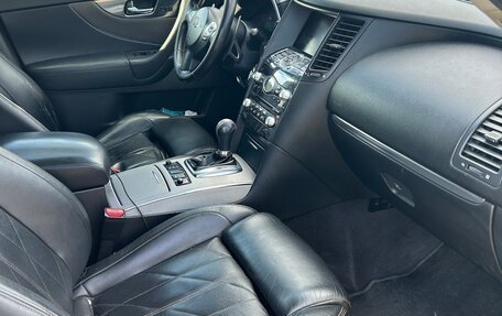 Infiniti FX II, 2009 год, 1 080 000 рублей, 8 фотография