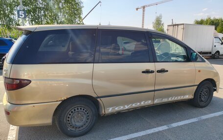 Toyota Estima III рестайлинг -2, 2001 год, 300 000 рублей, 4 фотография