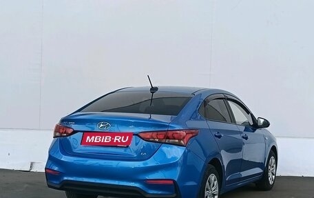 Hyundai Solaris II рестайлинг, 2018 год, 1 075 000 рублей, 5 фотография