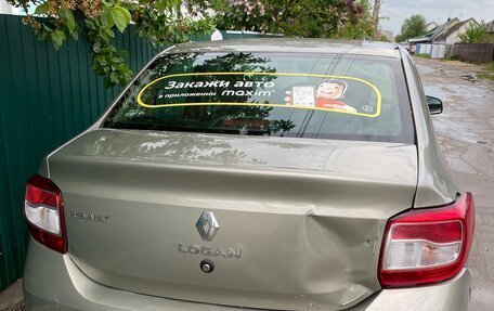 Renault Logan II, 2015 год, 350 000 рублей, 4 фотография