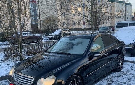 Mercedes-Benz C-Класс, 2005 год, 620 000 рублей, 2 фотография