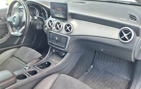 Mercedes-Benz GLA, 2016 год, 2 370 000 рублей, 14 фотография