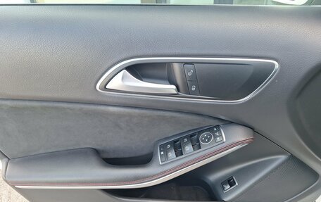 Mercedes-Benz GLA, 2016 год, 2 370 000 рублей, 18 фотография