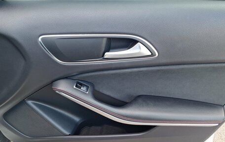 Mercedes-Benz GLA, 2016 год, 2 370 000 рублей, 22 фотография