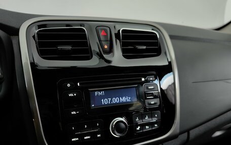 Renault Sandero II рестайлинг, 2017 год, 920 000 рублей, 14 фотография