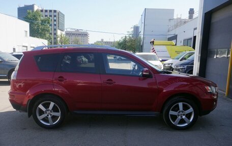 Mitsubishi Outlander III рестайлинг 3, 2010 год, 1 000 000 рублей, 4 фотография