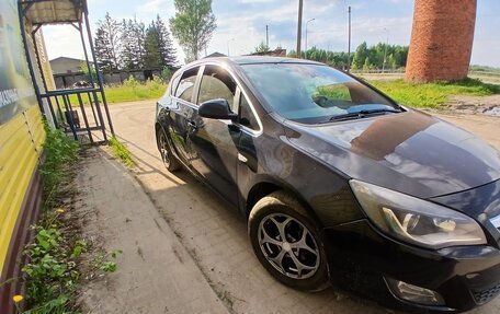 Opel Astra J, 2010 год, 450 000 рублей, 2 фотография