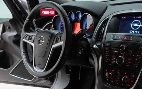 Opel Astra J, 2010 год, 450 000 рублей, 6 фотография
