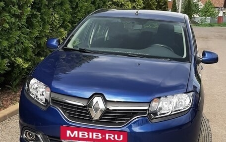 Renault Logan II, 2017 год, 860 000 рублей, 19 фотография