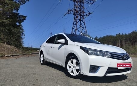 Toyota Corolla, 2013 год, 1 200 000 рублей, 5 фотография