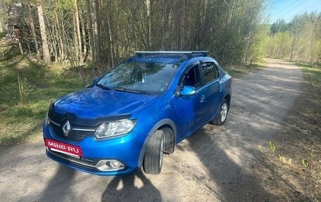 Renault Logan II, 2015 год, 800 000 рублей, 3 фотография