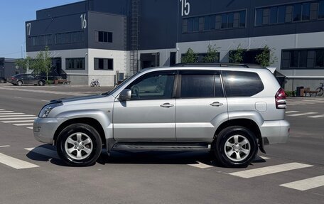 Toyota Land Cruiser Prado 120 рестайлинг, 2007 год, 1 900 000 рублей, 11 фотография