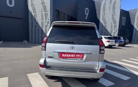 Toyota Land Cruiser Prado 120 рестайлинг, 2007 год, 1 900 000 рублей, 8 фотография