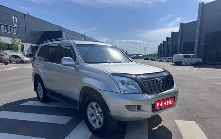 Toyota Land Cruiser Prado 120 рестайлинг, 2007 год, 1 900 000 рублей, 5 фотография