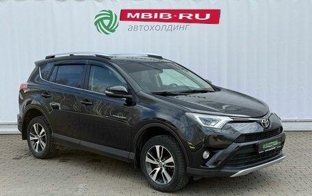 Toyota RAV4, 2016 год, 2 250 000 рублей, 3 фотография