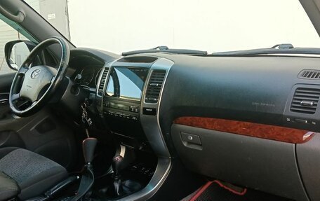 Toyota Land Cruiser Prado 120 рестайлинг, 2006 год, 1 199 000 рублей, 10 фотография
