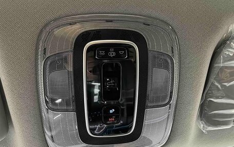 Hyundai Elantra, 2023 год, 18 фотография