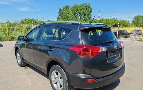 Toyota RAV4, 2014 год, 1 699 000 рублей, 4 фотография