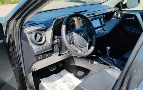 Toyota RAV4, 2014 год, 1 699 000 рублей, 10 фотография
