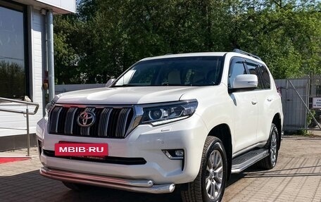 Toyota Land Cruiser Prado 150 рестайлинг 2, 2018 год, 4 785 000 рублей, 4 фотография