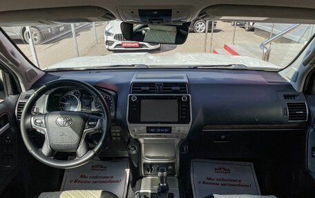 Toyota Land Cruiser Prado 150 рестайлинг 2, 2018 год, 4 785 000 рублей, 17 фотография