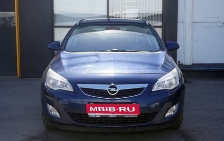 Opel Astra J, 2011 год, 813 000 рублей, 2 фотография