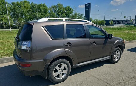 Mitsubishi Outlander III рестайлинг 3, 2010 год, 1 156 000 рублей, 7 фотография