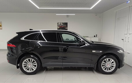 Jaguar F-Pace, 2017 год, 2 699 000 рублей, 5 фотография