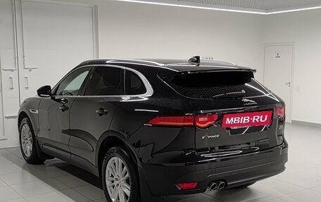 Jaguar F-Pace, 2017 год, 2 699 000 рублей, 8 фотография