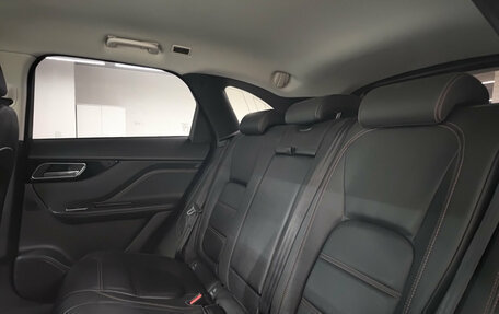 Jaguar F-Pace, 2017 год, 2 699 000 рублей, 15 фотография