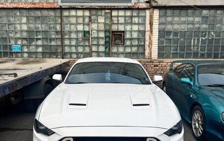 Ford Mustang VI рестайлинг, 2020 год, 2 800 000 рублей, 14 фотография