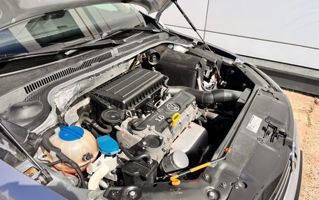 Volkswagen Jetta VI, 2013 год, 1 300 000 рублей, 20 фотография