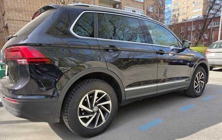 Volkswagen Tiguan II, 2018 год, 2 380 000 рублей, 9 фотография