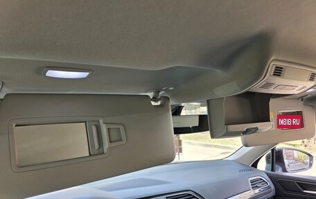 Volkswagen Tiguan II, 2018 год, 2 380 000 рублей, 26 фотография