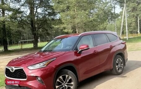 Toyota Highlander, 2021 год, 4 280 000 рублей, 10 фотография