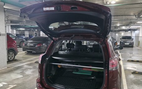 Toyota RAV4, 2017 год, 2 200 000 рублей, 12 фотография