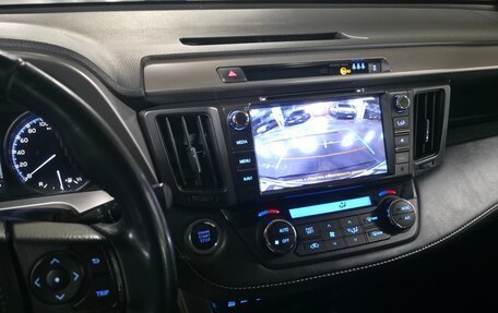 Toyota RAV4, 2017 год, 2 200 000 рублей, 18 фотография