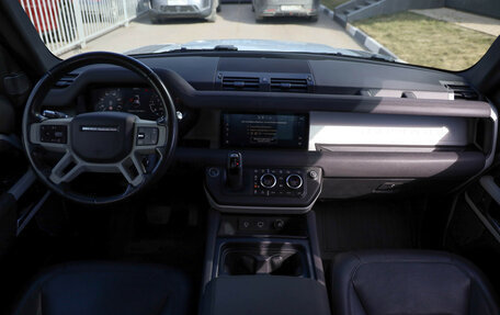 Land Rover Defender II, 2021 год, 4 499 000 рублей, 10 фотография