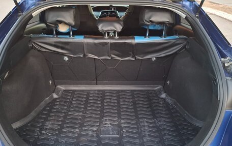 Toyota Prius IV XW50, 2016 год, 1 600 000 рублей, 20 фотография