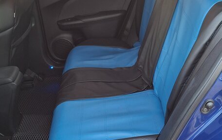 Toyota Prius IV XW50, 2016 год, 1 600 000 рублей, 36 фотография