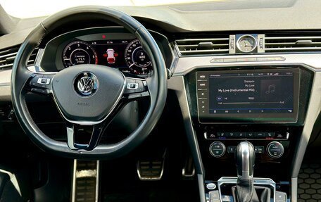 Volkswagen Passat B8 рестайлинг, 2018 год, 2 800 000 рублей, 13 фотография