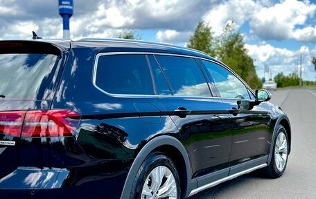 Volkswagen Passat B8 рестайлинг, 2018 год, 2 800 000 рублей, 26 фотография
