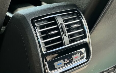 Volkswagen Passat B8 рестайлинг, 2018 год, 2 800 000 рублей, 20 фотография