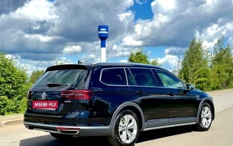 Volkswagen Passat B8 рестайлинг, 2018 год, 2 800 000 рублей, 33 фотография